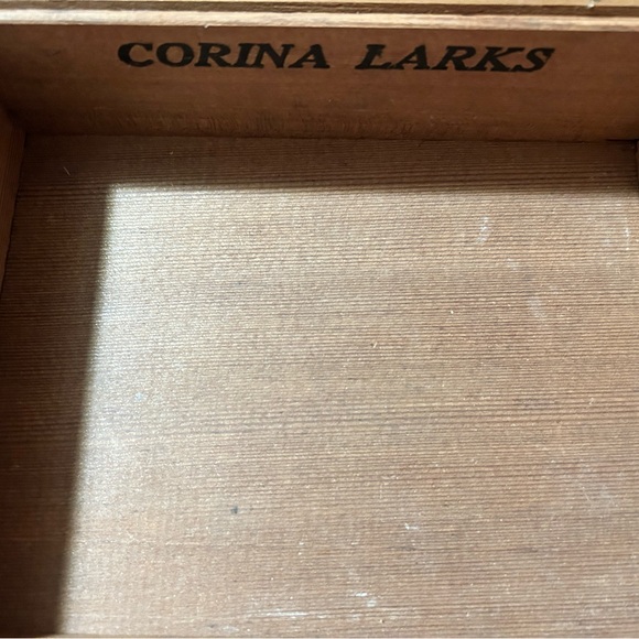 Vintage Cigar boxes. - Picture 2 of 12